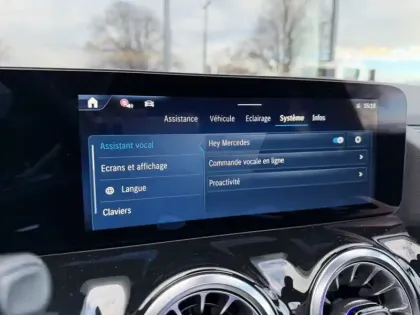 Photo 20 Mercedes GLA 200 d AMG Line