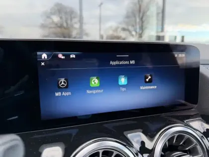 Photo 14 Mercedes GLA 200 d AMG Line
