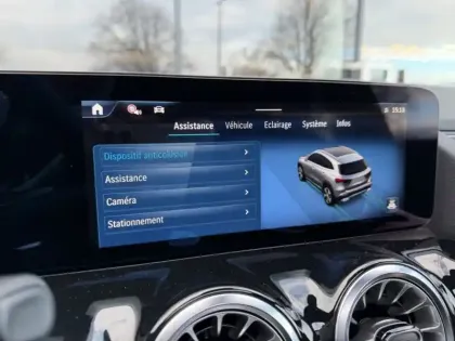 Photo 25 Mercedes GLA 200 d AMG Line