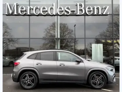 Photo 5 Mercedes GLA 200 d AMG Line