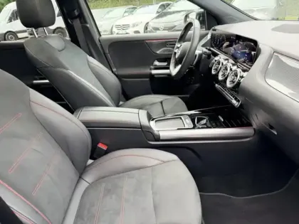 Photo 19 Mercedes GLA 250 e Hybrid EQ AMG Line