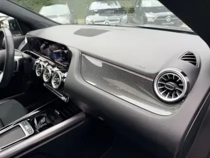 Photo 20 Mercedes GLA 250 e Hybrid EQ AMG Line