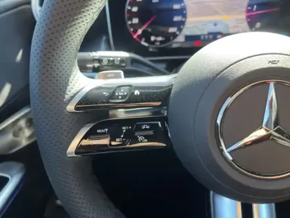 Photo 15 Mercedes Classe GLC GLC 220 d 4MATIC AMG Line