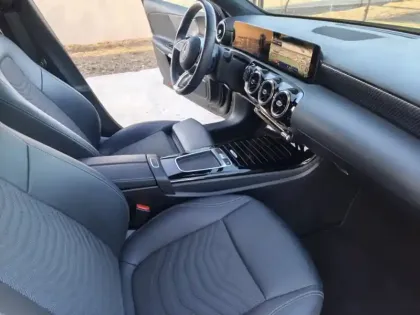 Photo 20 Mercedes Classe A Gén. IV (W177) Ph2 Progressive Line 5