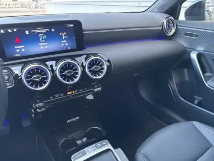 Photo 14 Mercedes Classe A Gén. IV (W177) Ph2 Progressive Line 5