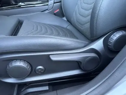 Photo 18 Mercedes Classe A Gén. IV (W177) Ph2 Progressive Line 5