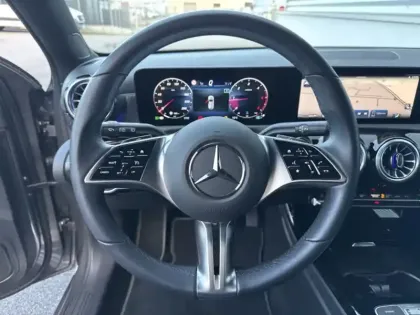 Photo 15 Mercedes Classe A Gén. IV (W177) Ph2 Progressive Line 5