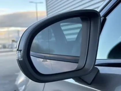 Photo 21 Mercedes Classe A Gén. IV (W177) Ph2 Progressive Line 5