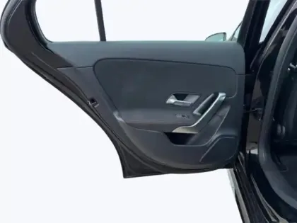 Photo 13 Mercedes Classe A Gén. IV (W177) Ph1 AMG Line 5