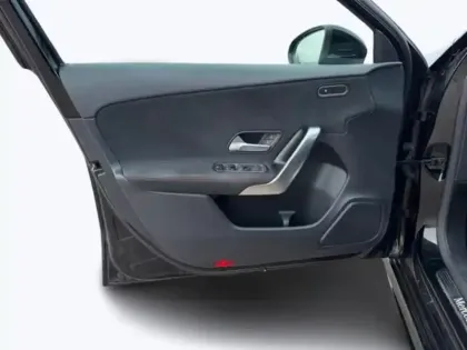 Photo 15 Mercedes Classe A Gén. IV (W177) Ph1 AMG Line 5