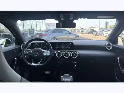 Photo 9 Mercedes Classe A 250 e AMG Line