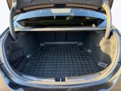 Photo 9 Mercedes Classe C 200 d AMG Line