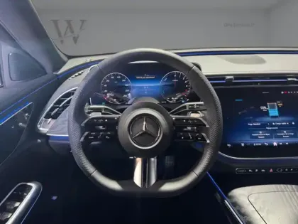 Photo 14 Mercedes Classe E  300 de Hybrid EQ AMG 