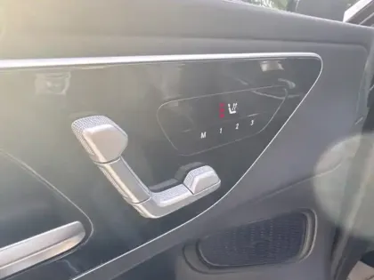 Photo 10 Mercedes Classe GLC GLC 300 e  Hybrid EQ 4MATIC AM