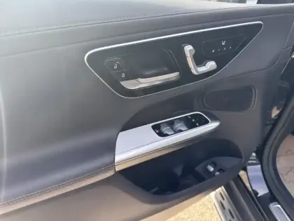 Photo 8 Mercedes Classe GLC GLC 300 e  Hybrid EQ 4MATIC AM