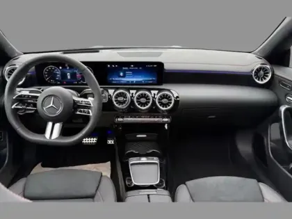 Photo 10 Mercedes CLA  200 d Shooting Brake AMG L