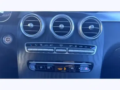 Photo 17 Mercedes Classe GLC GLC 300de 4MATIC SUV AMG Line