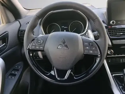 Photo 21 Mitsubishi Eclipse 2.4 Twin Motor 4WD Intense