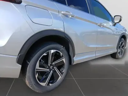 Photo 17 Mitsubishi Eclipse 2.4 Twin Motor 4WD Intense