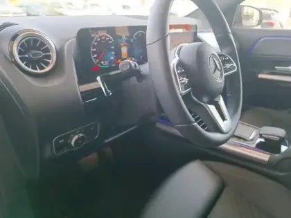 Photo 17 Mercedes EQA Gén. I (H243) Ph2 Progressive Line 5