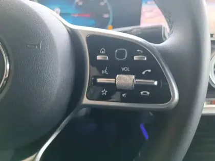 Photo 16 Mercedes EQA Gén. I (H243) Ph2 Progressive Line 5