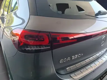 Photo 10 Mercedes EQA Gén. I (H243) Ph2 Progressive Line 5