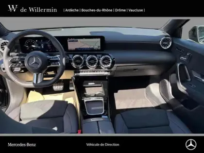 Photo 10 Mercedes Classe A 200 d AMG Line