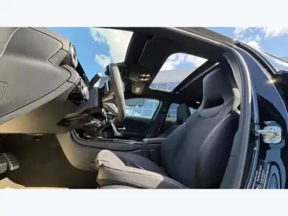 Photo 14 Mercedes Classe A 200 d AMG Line