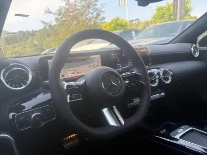 Photo 20 Mercedes Classe A Gén. IV (W177) Ph2 AMG Line 5