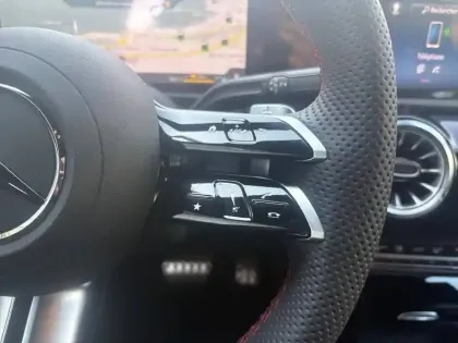 Photo 22 Mercedes Classe A Gén. IV (W177) Ph2 AMG Line 5