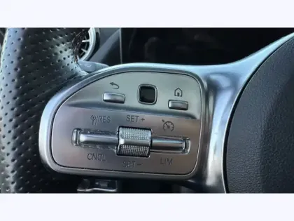 Photo 22 Mercedes EQA 250 AMG Line