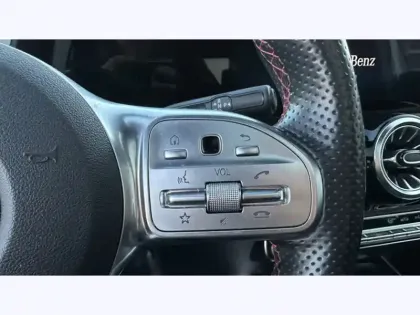 Photo 21 Mercedes EQA 250 AMG Line