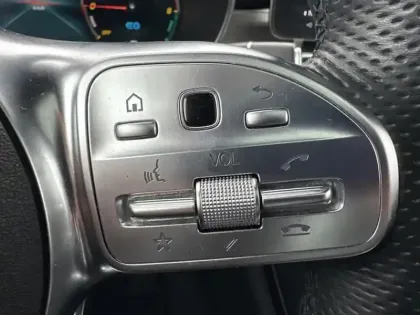 Photo 14 Mercedes Classe GLC GLC 300de 4MATIC SUV AMG Line