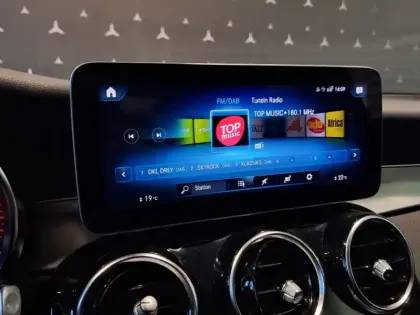 Photo 25 Mercedes Classe GLC GLC 300e 4MATIC SUV AMG Line