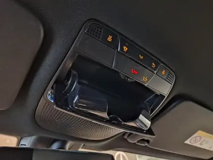 Photo 30 Mercedes Classe GLC GLC 300e 4MATIC SUV AMG Line