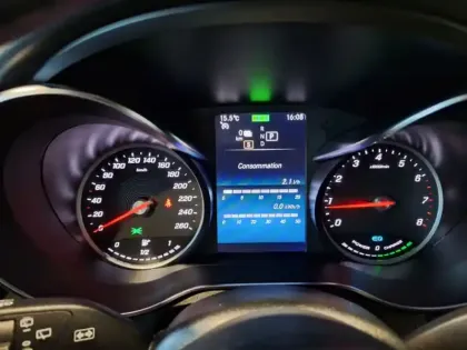 Photo 18 Mercedes Classe GLC GLC 300e 4MATIC SUV AMG Line