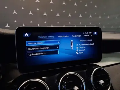 Photo 22 Mercedes Classe GLC GLC 300e 4MATIC SUV AMG Line