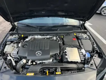 Photo 5 Mercedes CLA  220 d Shooting Brake AMG L