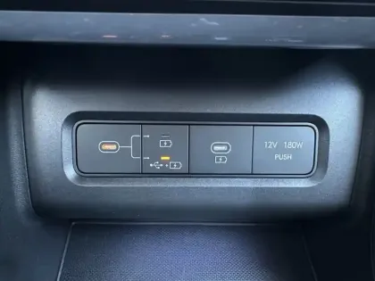 Photo 16 Hyundai Tucson Executive Hybrid 2WD
