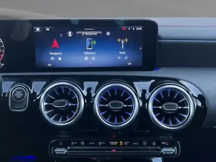 Photo 24 Mercedes CLA  250 e Hybrid EQ Coupé AMG 