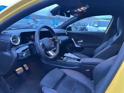 Photo 14 Mercedes Classe A 180 AMG Line