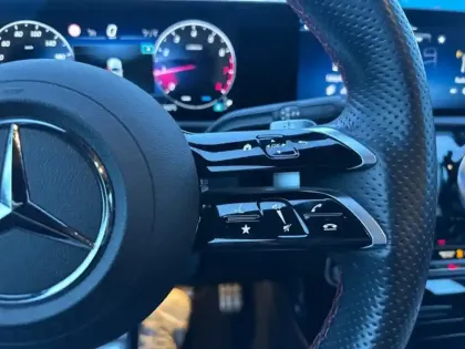 Photo 11 Mercedes Classe A 180 AMG Line