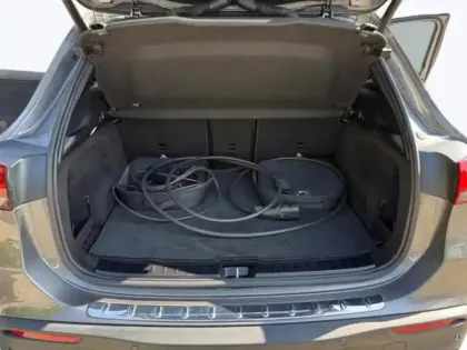 Photo 12 Mercedes EQA 250+ AMG Line