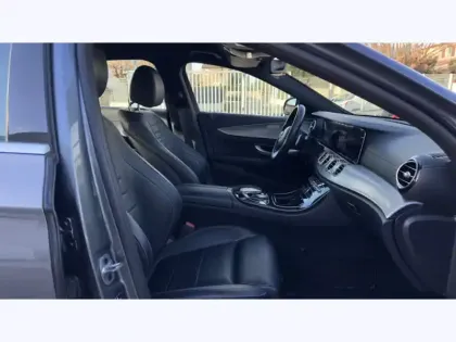 Photo Mercedes Classe E Classe E 300 De Amg Line Berli