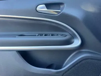 Photo 15 Jeep Avenger Summit Electric