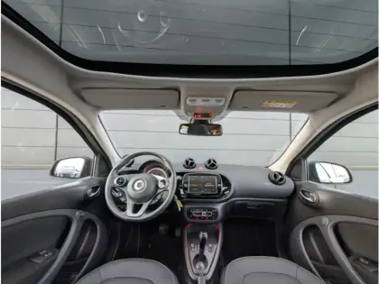 Photo 10 Smart Forfour Gén. III Ph1 Prime 5