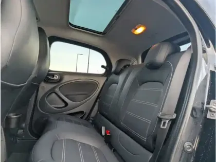 Photo 18 Smart Forfour Gén. III Ph1 Prime 5