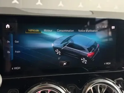 Photo 8 Mercedes GLA 200 AMG Line