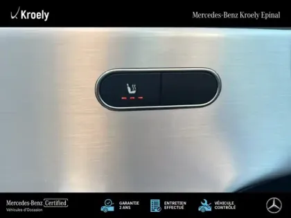 Photo 14 Mercedes Classe A 200 d AMG Line