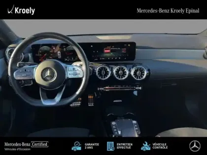 Photo 10 Mercedes Classe A 200 d AMG Line